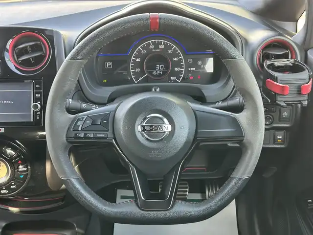 日産 ノート e－パワーニスモ S 兵庫県 2018(平30)年 6.2万km ブリリアントホワイトパール 純正SDナビ/フルセグテレビ/BTオーディオ/全方位カメラ/ETC/インテリジェントルームミラー/nismo専用シート/nismoフロアマット/純正16インチAW/LEDヘッドライト/フォグランプ/スマートキープッシュスタート