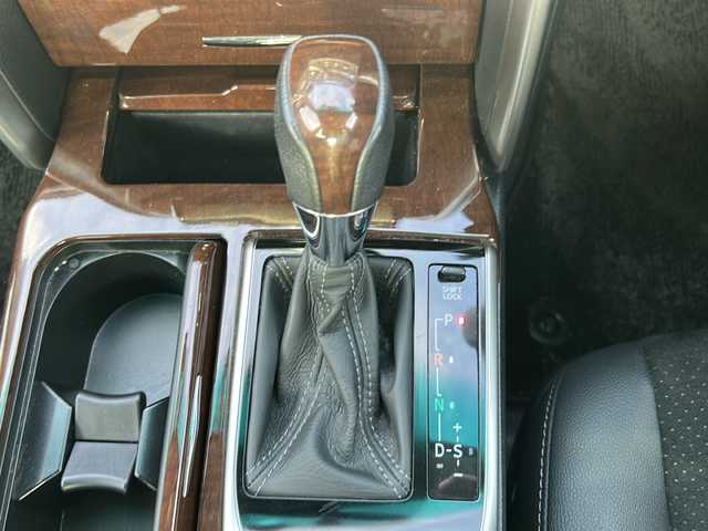 トヨタ マークＸ PREMIUM 茨城県 2015(平27)年 4.3万km アイスチタニウムマイカメタリック 社外SDナビ/　　BT/CD/DVD/フルセグ/バックカメラ/クルーズコントロール/パワーシート/シートヒーター/ハーフレザーシート/純正16インチアルミホイール/HIDオートライト/ドライブレコーダー/スマートキー/ETC