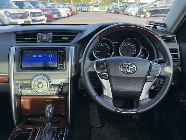 トヨタ マークＸ PREMIUM 茨城県 2015(平27)年 4.3万km アイスチタニウムマイカメタリック 社外SDナビ/　　BT/CD/DVD/フルセグ/バックカメラ/クルーズコントロール/パワーシート/シートヒーター/ハーフレザーシート/純正16インチアルミホイール/HIDオートライト/ドライブレコーダー/スマートキー/ETC