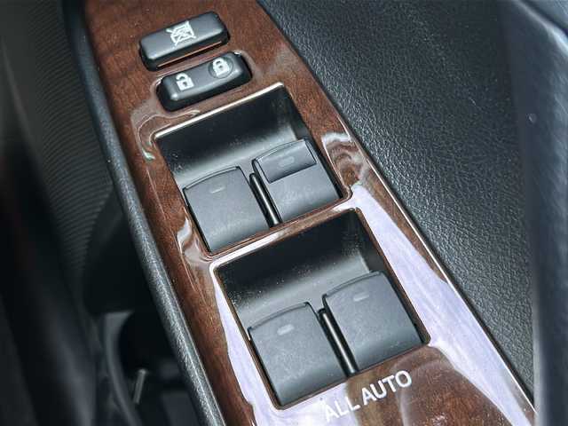 トヨタ マークＸ PREMIUM 茨城県 2015(平27)年 4.3万km アイスチタニウムマイカメタリック 社外SDナビ/　　BT/CD/DVD/フルセグ/バックカメラ/クルーズコントロール/パワーシート/シートヒーター/ハーフレザーシート/純正16インチアルミホイール/HIDオートライト/ドライブレコーダー/スマートキー/ETC