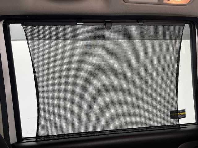 日産 セレナ ライダー Sハイブリッド 愛知県 2014(平26)年 7.7万km ブリリアントホワイトパール 純正ナビ/・Bluetooth/・CD/DVD/・HDMI/・フルセグテレビ/・SD音楽録音/純正フリップダウンモニター/前後ドライブレコーダー/クルーズコントロール/ビルトインETC/衝突軽減ブレーキ/レーンキープアシスト/バックカメラ/車高調