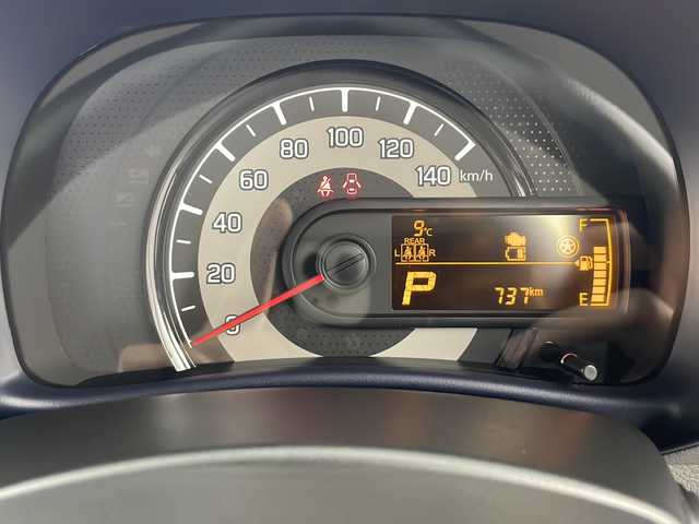 スズキ アルト L 秋田県 2024(令6)年 0.1万km スペリアホワイト ４WD/スズキセーフティサポート　/前席シートヒーター　/衝突被害軽減システム　/クリアランスソナー　/横滑り防止装置　/レーンキープアシスト　/アイドリングストップ　/ライトレベライザー　/純正フロアマット /リモコンキー/スペアキー有/コーナーセンサー/電格ミラー/取扱説明書/保証書