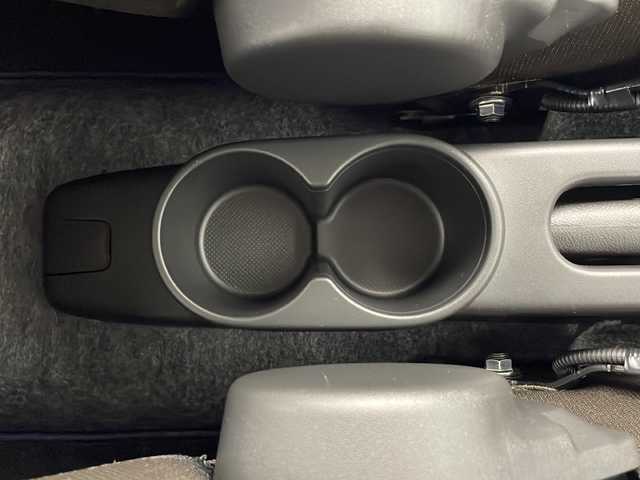 スズキ アルト L 秋田県 2024(令6)年 0.1万km スペリアホワイト ４WD/スズキセーフティサポート　/前席シートヒーター　/衝突被害軽減システム　/クリアランスソナー　/横滑り防止装置　/レーンキープアシスト　/アイドリングストップ　/ライトレベライザー　/純正フロアマット /リモコンキー/スペアキー有/コーナーセンサー/電格ミラー/取扱説明書/保証書