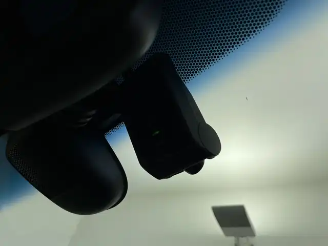 ホンダ シャトル ハイブリッド X ホンダセンシング 鹿児島県 2018(平30)年 6万km ミッドナイトブルービームM 純正ナビ（CD/DVD/BT/フルセグテレビ）/レーダークルーズコントロール/オートライト/ハーフレザーシート/パドルシフト/シートヒーター/ホンダセンシング/バックカメラ/ドラレコ/スマートキー/プッシュスタート/ETC/ステアリングリモコン