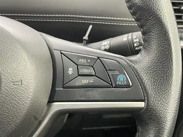 日産 セレナ ハイウェイスター プロパイロットED 埼玉県 2016(平28)年 5.9万km ブリリアントホワイトパール 純正9インチナビ/DTV/CD/DVD/USB/BT/BD/バックカメラ/フリップダウンモニター/両側パワースライドドア/プロパイロット/エマージェンシーブレーキ/レーンキープアシスト/コーナーセンサー/電動格納ミラー/純正16インチアルミホイール/ビルトインETC/プッシュスタート/スマートキー/純正フロアマット