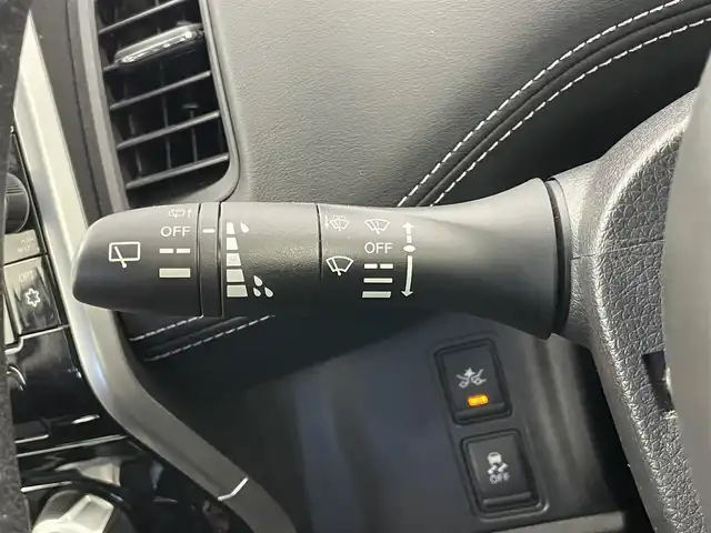 日産 セレナ ハイウェイスター プロパイロットED 埼玉県 2016(平28)年 5.9万km ブリリアントホワイトパール 純正9インチナビ/DTV/CD/DVD/USB/BT/BD/バックカメラ/フリップダウンモニター/両側パワースライドドア/プロパイロット/エマージェンシーブレーキ/レーンキープアシスト/コーナーセンサー/電動格納ミラー/純正16インチアルミホイール/ビルトインETC/プッシュスタート/スマートキー/純正フロアマット