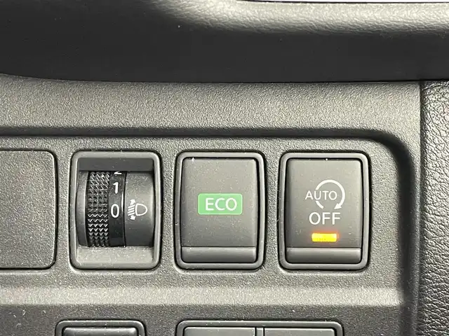 日産 セレナ ハイウェイスター プロパイロットED 埼玉県 2016(平28)年 5.9万km ブリリアントホワイトパール 純正9インチナビ/DTV/CD/DVD/USB/BT/BD/バックカメラ/フリップダウンモニター/両側パワースライドドア/プロパイロット/エマージェンシーブレーキ/レーンキープアシスト/コーナーセンサー/電動格納ミラー/純正16インチアルミホイール/ビルトインETC/プッシュスタート/スマートキー/純正フロアマット