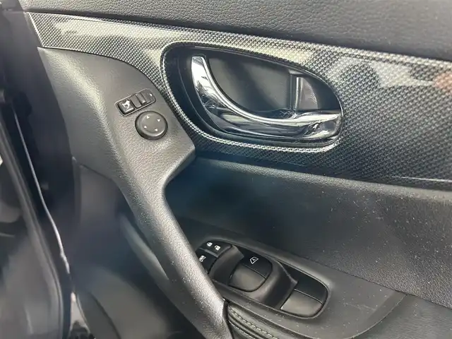 日産 エクストレイル 20X エクストリーマーX Eブレーキ 佐賀県 2014(平26)年 5.5万km ダイヤモンドブラック エマージェンシーブレーキ　/レーンキープアシスト/純正7インチナビ/ワンセグテレビ/CD/BT/SD/FM.AM/バックカメラ/コーナーセンサー/オートライト/パートタイム4WD/カプロンシート/プッシュスタート/スマートキー×2/保証書/取扱説明書