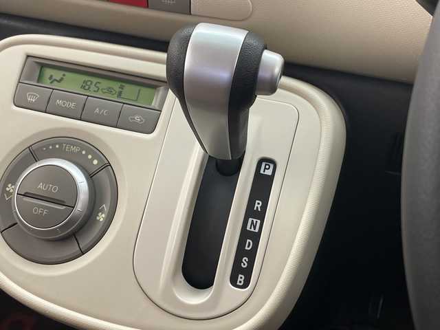 ダイハツ ミラ ココア プラスX スペシャルコーデ 愛知県 2014(平26)年 5.6万km パールホワイトⅢ/ミストブルーマイカメタリック 2トーン 純正ナビ/ルーフレール/ルーフキャリア/バックカメラ/ＥＴＣ/純正フロアマット/アイドリングストップ/ドアバイザー/電動格納ミラー