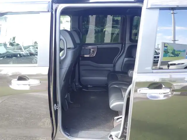 ホンダ Ｎ ＢＯＸ カスタム G L ターボ ホンダセンシング 千葉県 2020(令2)年 2.4万km プレミアムグラマラスブロンズP ホンダセンシング/・衝突軽減ブレーキ（CMBS）/・車線維持支援システム（LKAS）/・アダプティブクルーズコントロール（ACC）/・後方誤発進抑制機能/・誤発進抑制機能/両側パワースライドドア/ハーフレザーシート/前席シートヒーター/社外メモリーナビ/地デジTV/【DVD/CD再生機能　Bluetooth接続】/バックカメラ/革巻きステアリング/パドルシフト/ETC/LEDヘッドライト/フォグライト/ウインカーミラー/リアコーナーセンサー/純正15インチアルミホイル/サイド/カーテンエアバッグ/Honda スマートキー