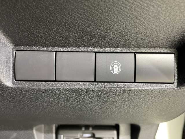 日産 オーラ G 神奈川県 2022(令4)年 0.8万km ピュアホワイトパール 純正9型ナビ/(CD/DVD/SD/USB/BT/フルセグTV)/全周囲カメラ/全方位運転支援システム/インテリジェントルームミラー/半革シート/プッシュスタート/スマートキー/ビルトインETC/LEDオートライト/前後ドライブレコーダー/純正17インチアルミホイール/新車時保証書/取扱説明書/スペアキー