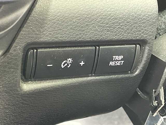 日産 オーラ G 神奈川県 2022(令4)年 0.8万km ピュアホワイトパール 純正9型ナビ/(CD/DVD/SD/USB/BT/フルセグTV)/全周囲カメラ/全方位運転支援システム/インテリジェントルームミラー/半革シート/プッシュスタート/スマートキー/ビルトインETC/LEDオートライト/前後ドライブレコーダー/純正17インチアルミホイール/新車時保証書/取扱説明書/スペアキー