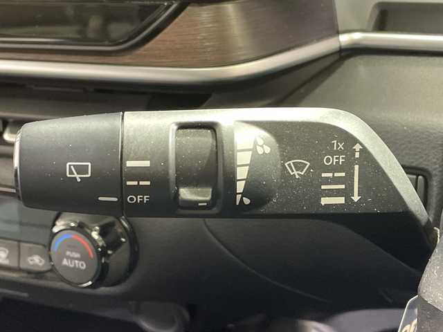 日産 オーラ G 神奈川県 2022(令4)年 0.8万km ピュアホワイトパール 純正9型ナビ/(CD/DVD/SD/USB/BT/フルセグTV)/全周囲カメラ/全方位運転支援システム/インテリジェントルームミラー/半革シート/プッシュスタート/スマートキー/ビルトインETC/LEDオートライト/前後ドライブレコーダー/純正17インチアルミホイール/新車時保証書/取扱説明書/スペアキー