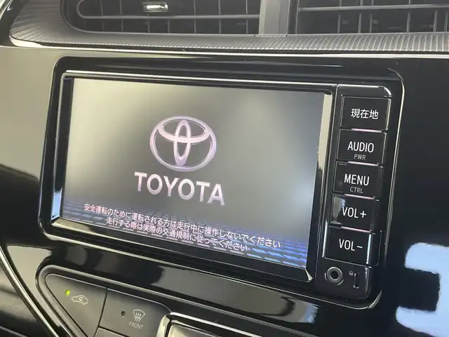 トヨタ アクア S スタイルブラック 新潟県 2018(平30)年 5.2万km ライムホワイトパールクリスタルシャイン トヨタセーフティーセンス/純正ナビ/(フルセグ/CD/SD/AUX/BT)/バックカメラ/LEDオートライト/オートマチックハイビーム/ステリングスイッチ/電格ミラー/ドアバイザー/ウィンカーミラー/ヘッドライトレベライザー/スマートキー