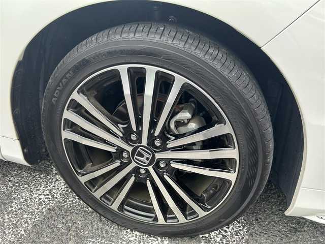 ホンダ オデッセイ アブソルート・EXホンダセンジング 大阪府 2016(平28)年 2.4万km パール DVDナビ/バックカメラ/ウィンカーミラー/クルーズコントロール/プッシュスタート/両側パワースライドドア/ETC