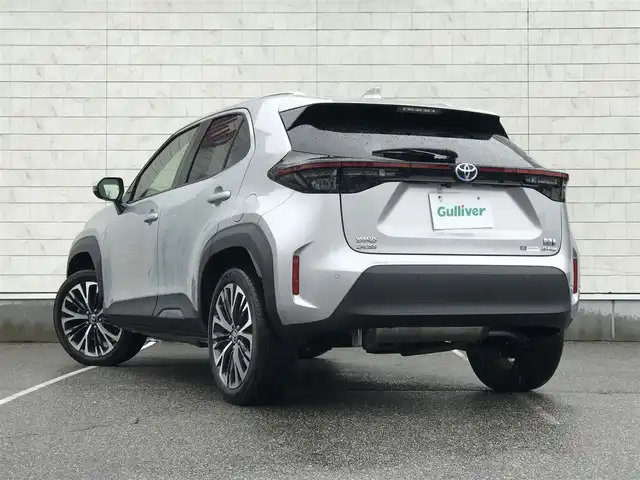 トヨタ ヤリスクロス ハイブリッド Z 富山県 2020(令2)年 5万km シルバーメタリック 純正ディスプレイオーディオ/フルセグTV/バックカメラ/プリクラッシュセーフティ/レーンキープアシスト/クリアランスソナー/ブラインドスポットモニター/レーダークルーズコントロール/ヘッドアップディスプレイ/ハーフレザーシート/シートヒーター/パワーシート/プッシュスタート/スマートキー/スペアキー1本/ETC2.0