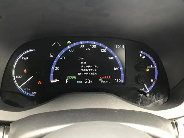トヨタ ヤリスクロス ハイブリッド Z 富山県 2020(令2)年 5万km シルバーメタリック 純正ディスプレイオーディオ/フルセグTV/バックカメラ/プリクラッシュセーフティ/レーンキープアシスト/クリアランスソナー/ブラインドスポットモニター/レーダークルーズコントロール/ヘッドアップディスプレイ/ハーフレザーシート/シートヒーター/パワーシート/プッシュスタート/スマートキー/スペアキー1本/ETC2.0