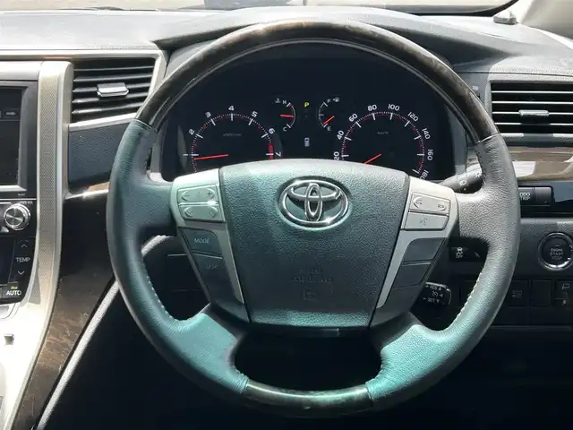 トヨタ アルファード 240S タイプゴールド 愛知県 2013(平25)年 6.1万km ブラック サンルーフ/純正HDDナビ/（AM/FM/CD/HDD)/バックカメラ/フルセグTV/フリップダウンモニター/ETC/両側パワースライドドア/パワーバックドア/ハーフレザーシート/LEDヘッドライト/フォグランプ/スマートキー/ドアバイザー/フロアマット