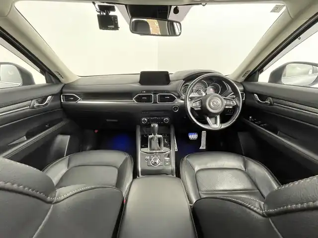 マツダ ＣＸ－５ XD Lパッケージ 道央・札幌 2018(平30)年 5.6万km マシーングレープレミアムM ・ワンオーナー/・４WD/・メーカーナビ/　CD/DVD/BT/USB/フルセグ/・全方位カメラ/・ETC/・前後ドライブレコーダー/・衝突軽減ブレーキ/・レーダークルーズコントロール/・レーンキープアシスト/・オートハイビーム/・クリアランスソナー/・BSM/・レザーシート/・D席パワーシート/・前席シートヒーター/・ステアリングヒーター/・LEDヘッドライト/・フォグライト/・オートライト/・プッシュスタート/・スマートキー/・純正フロアマット/・ドアバイザー