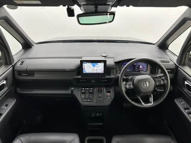 ホンダ ステップワゴン スパーダ eHEV 岡山県 2023(令5)年 2.9万km トワイライトミストブラックパール 純正８インチナビ/（CD/DVD/BT/USB/フルセグ）/衝突軽減ブレーキ/両側電動スライド/追従型クルーズコントロール/ビルトインＥＴＣ/シートヒーター（前席・中席）/ＬＥＤヘッドライト/オートハイビーム/オートライト/コーナーセンサー（前・後）/プッシュスタート/スマートキー×１/アイドリングストップ/レーンキープアシスト/純正16インチAW/踏み間違い防止/オートブレーキホールド/ブラインドスポットモニター/ISOFIX/後席サンシェイド/ステアリングスイッチ/チルトステアリング/シートリフター/シートバックテーブル/ウインカーミラー/バックカメラ/ドライブレコーダー（前・後）/デジタルインナーミラー/電動リアゲート