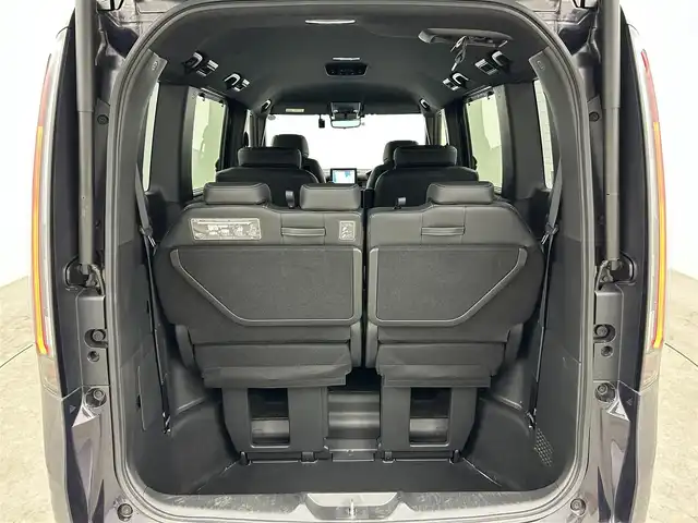 ホンダ ステップワゴン スパーダ eHEV 岡山県 2023(令5)年 2.9万km トワイライトミストブラックパール 純正８インチナビ/（CD/DVD/BT/USB/フルセグ）/衝突軽減ブレーキ/両側電動スライド/追従型クルーズコントロール/ビルトインＥＴＣ/シートヒーター（前席・中席）/ＬＥＤヘッドライト/オートハイビーム/オートライト/コーナーセンサー（前・後）/プッシュスタート/スマートキー×１/アイドリングストップ/レーンキープアシスト/純正16インチAW/踏み間違い防止/オートブレーキホールド/ブラインドスポットモニター/ISOFIX/後席サンシェイド/ステアリングスイッチ/チルトステアリング/シートリフター/シートバックテーブル/ウインカーミラー/バックカメラ/ドライブレコーダー（前・後）/デジタルインナーミラー/電動リアゲート