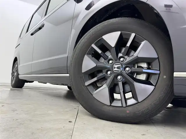 ホンダ ステップワゴン スパーダ eHEV 福岡県 2023(令5)年 2.9万km トワイライトミストブラックパール 純正８型ナビ／フルセグＴＶ　/バックカメラ　/デジタルルームミラー　/アダプティブクルーズコントロール　/コーナーセンサー　/衝突軽減ブレーキ　/レーンキープ　/ＢＳＭ　ア/クセル踏み間違い防止　/両側電動スライドドア　/パワーバックドア　/シートヒーター　/ハーフレザーシート　/純正１６インチアルミホイール　/ＬＥＤヘッドライト