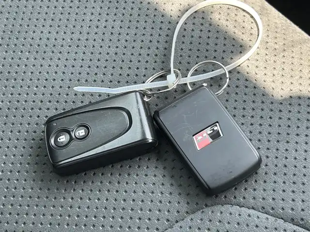 トヨタ コペン GRスポーツ 岡山県 2019(令1)年 2.1万km パールホワイトⅢ 純正7インチナビ　NSCN－W68/ワンセグTV、Bluetooth、CD、AM、FM/バックカメラ/ETC/前席シートヒーター/BBS製専用鍛造アルミホイール/専用チューニングショックアブソーバー/専用バンパー＆専用ラジエーターグリル/専用レカロシート/MOMO製専用革巻ステアリングホイール