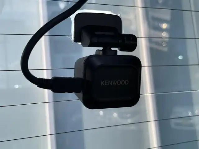 ホンダ Ｎ ＢＯＸ カスタム G L ホンダセンシング 福岡県 2018(平30)年 6.1万km クリスタルブラックパール ・純正ナビ/(CD/DVD/フルセグ//Bluetooth/AM/FM/iPod/SD/USB)/・バックカメラ/・社外ドライブレコーダー（前後）/・純正ビルドインETC/・横滑り防止装置/・レーンキープアシスト/・衝突被害軽減システム/・LEDヘッドライト/・フォグランプ/・追従走行可クルーズコントロール/・片側パワースライドドア/・ステアリングスイッチ/・純正ドアバイザー/・純正サンバイザー/・スマートキー