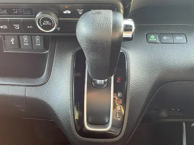 ホンダ Ｎ ＢＯＸ カスタム G L ホンダセンシング 福岡県 2018(平30)年 6.1万km クリスタルブラックパール ・純正ナビ/(CD/DVD/フルセグ//Bluetooth/AM/FM/iPod/SD/USB)/・バックカメラ/・社外ドライブレコーダー（前後）/・純正ビルドインETC/・横滑り防止装置/・レーンキープアシスト/・衝突被害軽減システム/・LEDヘッドライト/・フォグランプ/・追従走行可クルーズコントロール/・片側パワースライドドア/・ステアリングスイッチ/・純正ドアバイザー/・純正サンバイザー/・スマートキー