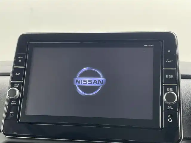 日産 ルークス HWS X プロパイロットED 岡山県 2020(令2)年 2.4万km チタニウムグレーM/シルキーホワイト インテリジェントモビリティ	(進入禁止、はみ出し通行禁止、最高速度、一時停止)/・インテリジェントエマージェンシーブレーキ	/・ハイビームアシスト	/・踏み間違い衝突防止アシスト	/・車線逸脱警報機能	/・車線逸脱防止支援システム	/・前方衝突予測警報	/・ふらつき警報	/・先行車発進お知らせ機能	/・標識認識機能	/(進入禁止、最高速度、一時停止)	/・SOSコール	/純正9インチナビ/【ナビ/フルセグ/Bluetooth/DVD】/プロパイロット/アラウンドビューモニター/LEDヘッドライト（AUTO機能付き）	/ビルトインETC	/横滑り防止装置	/純正ドライブレコーダー（前）	/純正14インチアルミ	/コーナーセンサー（前後）	/純正フロアマット	/ステアリングスイッチ/オートブレーキホールド/ISOFIX/リアサーキュレーター/後席サンシェイド/ステアリングスイッチ/チルトステアリング/シートリフター/シートバックテーブル/ウィンカーミラー/ドアバイザー		/プッシュスタート		/ナビ取扱説明書