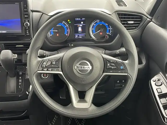 日産 ルークス HWS X プロパイロットED 岡山県 2020(令2)年 2.4万km チタニウムグレーM/シルキーホワイト インテリジェントモビリティ	(進入禁止、はみ出し通行禁止、最高速度、一時停止)/・インテリジェントエマージェンシーブレーキ	/・ハイビームアシスト	/・踏み間違い衝突防止アシスト	/・車線逸脱警報機能	/・車線逸脱防止支援システム	/・前方衝突予測警報	/・ふらつき警報	/・先行車発進お知らせ機能	/・標識認識機能	/(進入禁止、最高速度、一時停止)	/・SOSコール	/純正9インチナビ/【ナビ/フルセグ/Bluetooth/DVD】/プロパイロット/アラウンドビューモニター/LEDヘッドライト（AUTO機能付き）	/ビルトインETC	/横滑り防止装置	/純正ドライブレコーダー（前）	/純正14インチアルミ	/コーナーセンサー（前後）	/純正フロアマット	/ステアリングスイッチ/オートブレーキホールド/ISOFIX/リアサーキュレーター/後席サンシェイド/ステアリングスイッチ/チルトステアリング/シートリフター/シートバックテーブル/ウィンカーミラー/ドアバイザー		/プッシュスタート		/ナビ取扱説明書