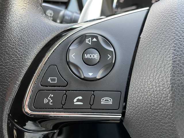 三菱 アウトランダー 24G ナビパッケージ 愛知県 2017(平29)年 8.2万km アメジストブラック /ワンオーナー//純正ベースキャリア//THULEルーフキャリア//ルーフレール//前方ドライブレコーダー//マルチアラウンドビューモニター//バック/全周囲カメラ//純正ディーラーオプションナビ//フルセグTV/CD/DVD/BT/USB/iPod/SD//ビルトインETC//ブラインドスポットモニター//衝突軽減ブレーキ//レーダークルーズコントロール//アクティブスタビリティコントロール//車線逸脱警報//マルチインフォメーションディスプレイ//ドライブモードセレクター//ECOモード//オートホールド//電動パーキングブレーキ//パドルシフト//アイドリングストップ//プッシュスタート//純正18インチアルミホイール//純正フロアマット//純正ドアバイザー//純正オートLEDヘッドライト//フロントフォグランプ//オートハイビーム//オートリトラクタブルミラー//エレクトリックテールゲート//自動防眩ミラー//革巻きステアリング//ステアリングスイッチ//ステアリングヒーター//イモビライザー//ISOFIX//スマートキー//スペアキー×1//保証書/取扱説明書/ナビ説明書//ディーラー記録簿(H30.R1.3.5)