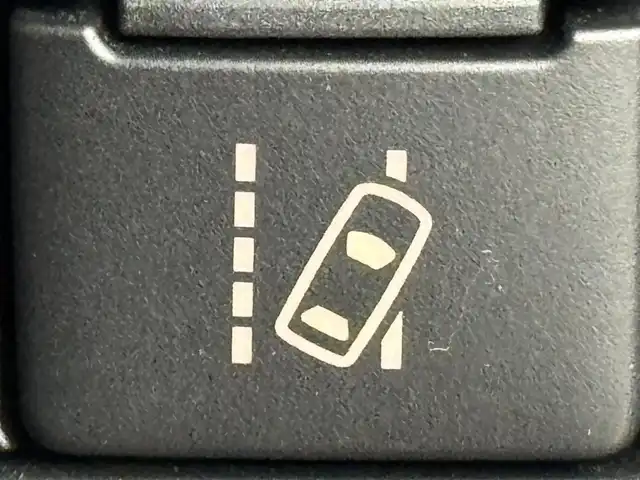 トヨタ ヴォクシー ZS 煌 福岡県 2018(平30)年 4.5万km ボルドーマイカメタリック 純正ナビ／フルセグＴＶ／ＢＴ　/両側パワースライドドア　/ＥＴＣ　/ドライブレコーダー　/バックカメラ　/クルーズコントロール　/衝突軽減被害システム　/レーンキープ　/横滑り防止装置　/アイドリングストップ　/オートマチックハイビーム　/純正16インチAW　/LED　