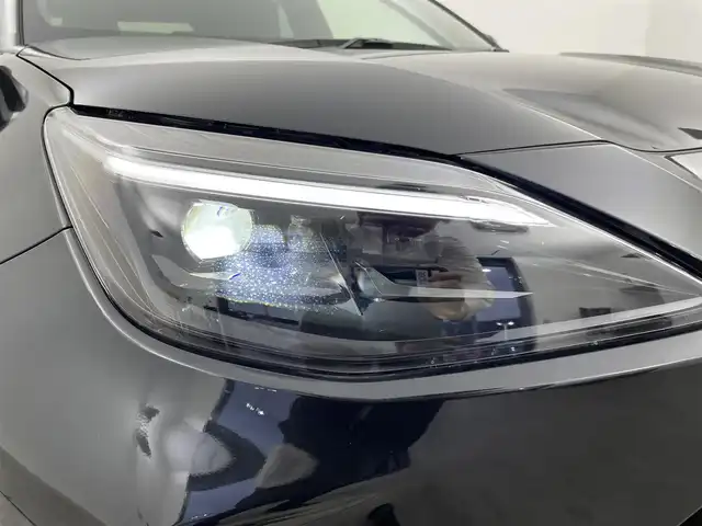 トヨタ ヤリスクロス ハイブリッド Z 群馬県 2023(令5)年 1.5万km ブラックマイカ 純正ナビ　バックカメラ　追従式クルーズコントロール　レーンアシスト　ＢＳＭ　アイドリングストップ　衝突軽減システム　シートヒーター　ステアリングヒーター　リアトラフィックアラート　禁煙車
