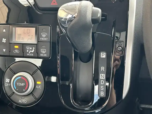 ダイハツ タント カスタム X 福島県 2014(平26)年 6.4万km パールホワイトⅢ 社外ナビゲーション/型番：CN-R300WD/【CD/DVD/SD/TV】/ETC/片側電動スライドドア/アイドリングストップ/LEDオートライト/純正フロアマット/純正ドアバイザー