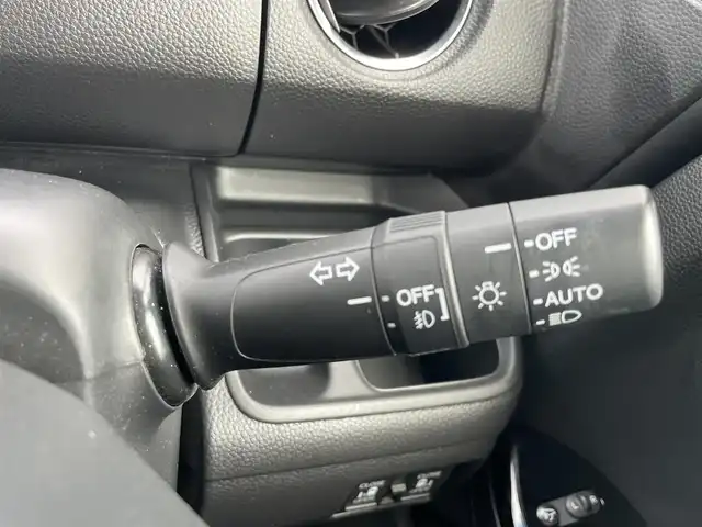 ホンダ Ｎ ＢＯＸ カスタム G EX ホンダセンシング 千葉県 2019(令1)年 4.5万km クリスタルブラックパール ホンダセンシング/　衝突軽減ブレーキ/レーンキープアシスト/　レーダークルーズコントロール/オートハイビーム/　誤発進/誤後進抑制/先行車発進お知らせ/純正ナビ(VXM-194VFi)/　フルセグ/BT/DVD/CD/USB/バックカメラ/ステアリングスイッチ/ETC/両側パワースライドドア/LEDヘッドライト/オートライト/フォグライト/スマートキー/プッシュスタート/純正14インチAW/純正フロアマット