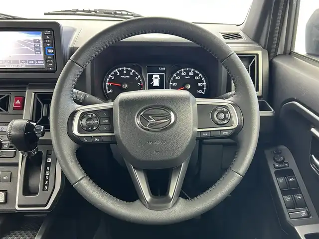 ダイハツ タフト G ターボ クロムベンチャー 福井県 2021(令3)年 3.6万km シャイニングホワイトパール ガラスルーフ/純正7インチSDナビ　型式：NMZK-W71D/(BT/CD/DVD/SD/USB/フルセグTV)/バックカメラ/前席シートヒーター/ドライブレコーダー（FR）/プッシュスタート/スマートキー×2/電動パーキングブレーキ/アイドリングストップ/横滑り防止/ステアリングスイッチ/LEDヘッドライト/LEDフォグライト/純正15インチAW/純正フロアマット/純正ドアバイザー/スマートアシストIII/・衝突回避支援ブレーキ機能/・車線逸脱警報機能/・コーナーセンサー/・全車速追従機能付ＡＣＣ