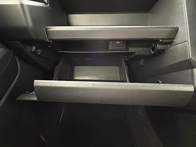 ダイハツ タフト G ターボ クロムベンチャー 福井県 2021(令3)年 3.6万km シャイニングホワイトパール ガラスルーフ/純正7インチSDナビ　型式：NMZK-W71D/(BT/CD/DVD/SD/USB/フルセグTV)/バックカメラ/前席シートヒーター/ドライブレコーダー（FR）/プッシュスタート/スマートキー×2/電動パーキングブレーキ/アイドリングストップ/横滑り防止/ステアリングスイッチ/LEDヘッドライト/LEDフォグライト/純正15インチAW/純正フロアマット/純正ドアバイザー/スマートアシストIII/・衝突回避支援ブレーキ機能/・車線逸脱警報機能/・コーナーセンサー/・全車速追従機能付ＡＣＣ