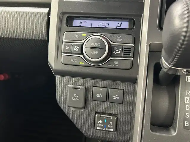 ダイハツ タフト G ターボ クロムベンチャー 福井県 2021(令3)年 3.6万km シャイニングホワイトパール ガラスルーフ/純正7インチSDナビ　型式：NMZK-W71D/(BT/CD/DVD/SD/USB/フルセグTV)/バックカメラ/前席シートヒーター/ドライブレコーダー（FR）/プッシュスタート/スマートキー×2/電動パーキングブレーキ/アイドリングストップ/横滑り防止/ステアリングスイッチ/LEDヘッドライト/LEDフォグライト/純正15インチAW/純正フロアマット/純正ドアバイザー/スマートアシストIII/・衝突回避支援ブレーキ機能/・車線逸脱警報機能/・コーナーセンサー/・全車速追従機能付ＡＣＣ