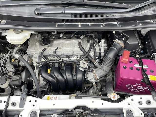 トヨタ ノア Si 新潟県 2018(平30)年 0.9万km ホワイトパールクリスタルシャイン プリクラッシュセーフティ/純正ナビ/　CD/BT/フルセグ/バックカメラ/左側パワースライドドア/クルーズコントロール/LEDオートライト/純正16インチアルミホイール/ステアリングリモコン/アイドリングストップ/電格ミラー/ウィンカーミラー/フォグランプ/スマートキー