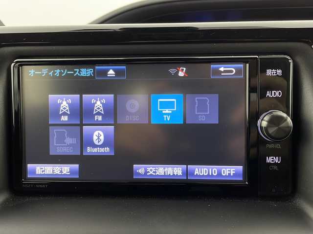 トヨタ ノア Si 新潟県 2018(平30)年 0.9万km ホワイトパールクリスタルシャイン プリクラッシュセーフティ/純正ナビ/　CD/BT/フルセグ/バックカメラ/左側パワースライドドア/クルーズコントロール/LEDオートライト/純正16インチアルミホイール/ステアリングリモコン/アイドリングストップ/電格ミラー/ウィンカーミラー/フォグランプ/スマートキー