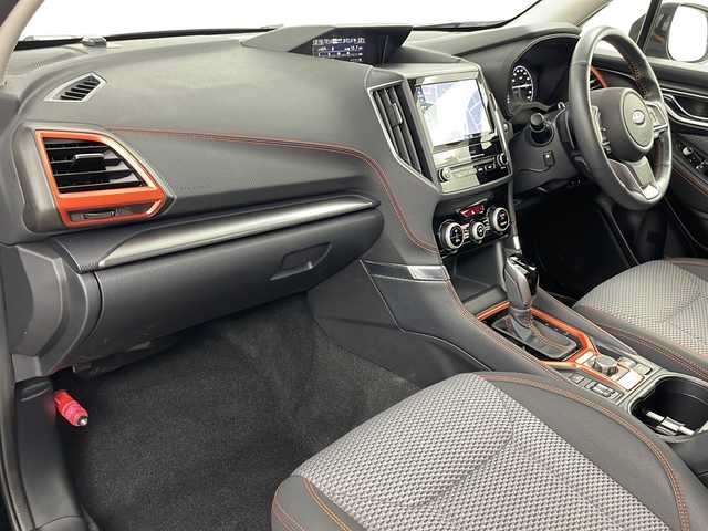 スバル フォレスター X－ブレイク 道央・札幌 2018(平30)年 7.3万km クリスタルブラックシリカ ・4WD/・寒冷地仕様/・純正ナビ（CD DVD BT USB フルセグ）/・アイサイトVer3/・DIATONEサウンド/・バックカメラ/・サイドカメラ/・レーダークルーズコントロール/・全席シートヒーター/・ハーフレザーシート/・プッシュスタート/・パドルシフト/・ビルトインETC/・ステアリングヒーター/・BSM/・スマートキー/・LEDヘッドライト/・LEDフォグ/・スペアキー/・デジタルインナーミラー/・D/Nメモリーシート/・パワーシート