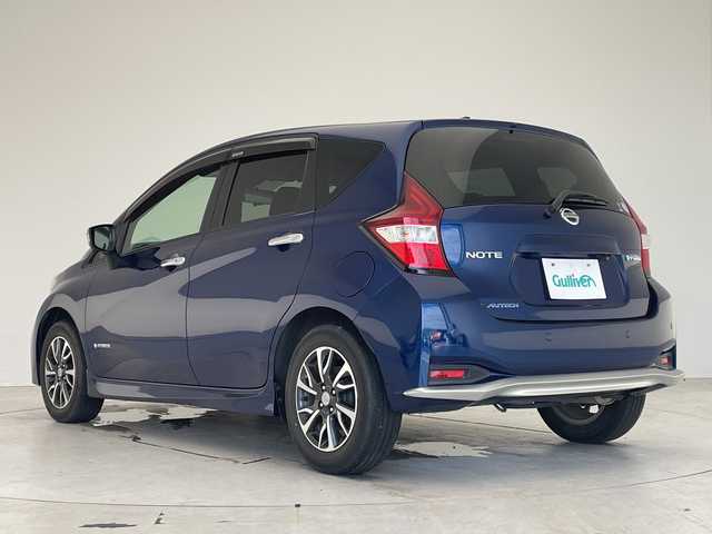 日産 ノート e－パワーオーテック 愛知県 2020(令2)年 3.9万km オーロラフレアブルーパール 純正ナビ/全方位カメラ/バックカメラ/コーナーセンサー/純正アルミホイール/LEDヘッドライト/オートライト/ドライブレコーダー/ETC/衝突軽減システム/CD DVD/Bluetooth/ステアリングスイッチ/スマートキー/プッシュスタート