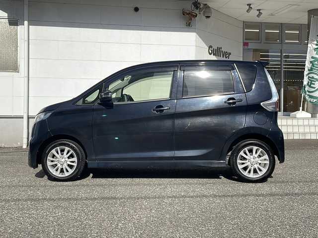 日産 デイズ ハイウェイスターX 福井県 2013(平25)年 5.2万km ブラック 登録時走行距離51320km/ワンオーナー/純正メモリナビゲーション/（CD再生可能）/フルセグテレビ/バックカメラ/純正14インチアルミホイール/シートヒーター/HIDヘッドライト/フォグランプ/オートリトラミラー/ETC/アイドリングストップ/スマートキー/プッシュスタート/保証書/取扱説明書