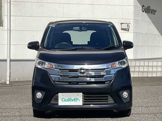 日産 デイズ ハイウェイスターX 福井県 2013(平25)年 5.2万km ブラック 登録時走行距離51320km/ワンオーナー/純正メモリナビゲーション/（CD再生可能）/フルセグテレビ/バックカメラ/純正14インチアルミホイール/シートヒーター/HIDヘッドライト/フォグランプ/オートリトラミラー/ETC/アイドリングストップ/スマートキー/プッシュスタート/保証書/取扱説明書