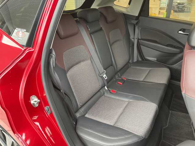 日産 オーラ G 愛知県 2023(令5)年 1.4万km ガーネットレッド/スーパーブラック 2トーン プロパイロット/プレミアムサウンドBOSE/純正9型ディズプレイオーディオナビ/クルーズコントロール/バックカメラ/全方位カメラ/コーナーセンサー/純正アルミホイール/ETC2.0/ブラインドスポットモニター/LEDヘッドライト/インテリジェントミラー/オートマチックハイビーム/ドライブレコーダー/ワイヤレス充電機/衝突軽減システム/フルセグ/Bluetooth/ステアリングスイッチ/スマートキー/プッシュスタート