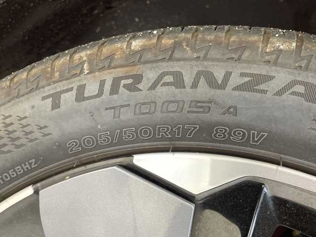 日産 オーラ G 愛知県 2023(令5)年 1.4万km ガーネットレッド/スーパーブラック 2トーン プロパイロット/プレミアムサウンドBOSE/純正9型ディズプレイオーディオナビ/クルーズコントロール/バックカメラ/全方位カメラ/コーナーセンサー/純正アルミホイール/ETC2.0/ブラインドスポットモニター/LEDヘッドライト/インテリジェントミラー/オートマチックハイビーム/ドライブレコーダー/ワイヤレス充電機/衝突軽減システム/フルセグ/Bluetooth/ステアリングスイッチ/スマートキー/プッシュスタート