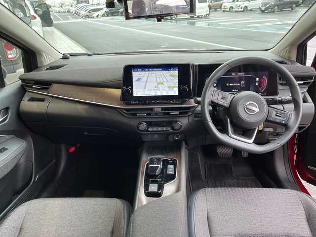 日産 オーラ G 愛知県 2023(令5)年 1.4万km ガーネットレッド/スーパーブラック 2トーン プロパイロット/プレミアムサウンドBOSE/純正9型ディズプレイオーディオナビ/クルーズコントロール/バックカメラ/全方位カメラ/コーナーセンサー/純正アルミホイール/ETC2.0/ブラインドスポットモニター/LEDヘッドライト/インテリジェントミラー/オートマチックハイビーム/ドライブレコーダー/ワイヤレス充電機/衝突軽減システム/フルセグ/Bluetooth/ステアリングスイッチ/スマートキー/プッシュスタート