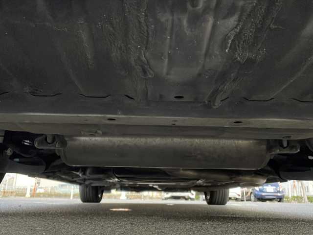 ホンダ オデッセイ ハイブリッド アブソルート ホンダセンシング 山口県 2017(平29)年 7.9万km プラチナホワイトパール 社外メモリナビ【AVIC-CZ901】/・フルセグテレビ/・Bluetooth/・CD／DVD/・SD/・AM/FM/・AUX/・HDMI/ETC2.0/前後ドライブレコーダー/両側パワースライドドア/プッシュスタート/スマートキー/電動パーキングブレーキ/シガーソケット/アイドリングストップ/ホンダセンシング/・衝突被害軽減ブレーキ/・先行車発進お知らせ機能/・歩行者事故低減ステアリング/・路外逸脱抑制機能/・標識認識機能/・アダプティブクルーズコントロール/・車線維持支援システム/・ブラインドスポットインフォメーション/・誤発進抑制機能/・後方誤発進抑制機能/・近距離衝突被害軽減ブレーキ/・パーキングセンサーシステム/・後退出庫サポート/・オートハイビーム