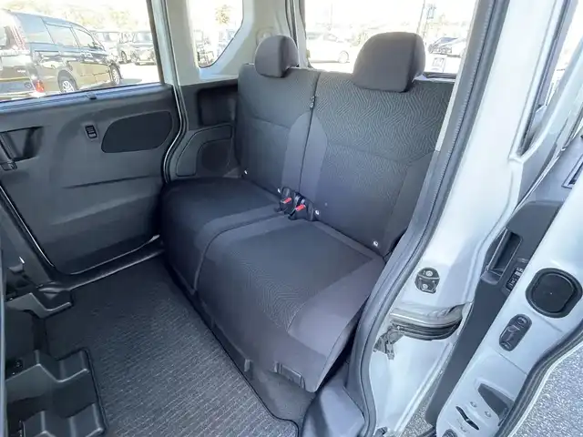 日産 ルークス ハイウェイスター X 道央・札幌 2024(令6)年 0.9万km ホワイトパール ４WD/純正ディーラーOPナビ/AM/FM/BT/フルセグ/エマージェンシーブレーキ/横滑り防止装置/レーンキープアシスト/クリアランスソナー/アラウンドビューモニター/ビルトインETC/ドライブレコーダー/デジタルインナーミラー/アイドリングストップ/片側パワースライドドア/前席シートヒーター/革巻きステアリング/ステアリングリモコン/ハンドルヒーター/プッシュスタート/スマートキー/LEDヘッドライト/オートライト/フォグランプ/電動格納ミラー/ウィンカーミラー/フロアマット